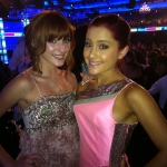 Bella-Thorne-Ariana-Grande.jpg