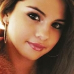 selena-gomez-1010.jpg