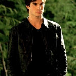 Damon :$