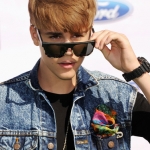 Justin+Bieber+BET+Awards+11+Arrivals+JYtgBKodHPpl.jpg