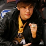 Justin+Bieber+Houston+Rockets+v+Los+Angeles+E8FgazHte9el.jpg