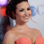 Demi+Lovato+People+Choice+Awards+2012+rfu-xJwq8ool.jpg