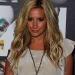Ashley+Tisdale+Seen+Around+Lincoln+Center+iNZJThrFEZml.jpg