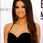 selena-gomez-long-hairstyles-2011-3.jpg
