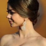 sarah-hyland-10sag.jpg