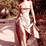 Selena-Gomez-Elle-Magazine-2011-August-11.jpg