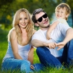 Klaroline-Jodice-manips-klaus-and-caroline-34458289-500-375.jpg