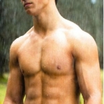 taylor_lautner_new_moon_shirtless23.jpg