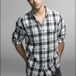 Taylor-Lautner-2010-photoshoot-taylor-lautner-12614813-266-400.jpg