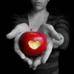 apple-heart.jpg
