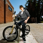 justin-bieber-on-bmx-bike.jpg