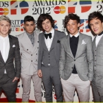 One-Direction-2012-BRIT-Awards-Winners-one-direction-29284130-1222-817[1].jpg
