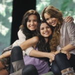 Selena,Miley és Demi