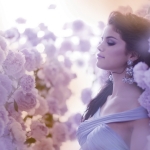2011-Selena-Gomez-Wallpapers.jpg