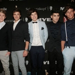 300px-One_Direction_at_the_54th_Logies_Awards.jpg