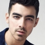 joe-jonas-0726.jpg