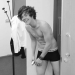 Harry NEEEEEE! *I'm died*