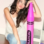 selena-gomez-photograph_450x601_0_0_0x0_450x601.jpg