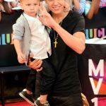 öcsivel...Justin Bieber és Jaxon Bieber