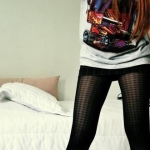 bed-cute-girl-laptop-leggings-sweatshirt-Favim.com-48311.jpg