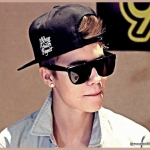 justin-bieber-2012-justin-bieber-32483730-1600-1424.jpg