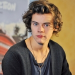 harry-styles-press-conference-tokyo-01.jpg