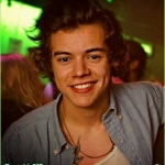 Harry-styles-2013-one-direction-33655298-1447-1600.jpg