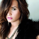 Demi-Lovato-2013-HD-Wallpaper-1080x607.jpg