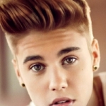 justin-bieber-040313649655356562.jpg