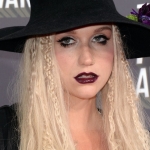 kesha-2013-mtv-movie-awards-06.jpg