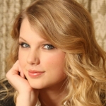 Taylor-Swift-a-Beautiful.jpg