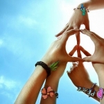 Klub-Peace Love Smiley.jpg