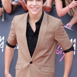 wenn-austin-mahone.jpg