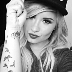 demi.jpg