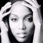 Tyra-Banks-Schwarz-Weiss-Hd-Wallpaper-2013.jpg