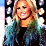 blonde-blue-demi-lovato-gorgeous-dip-dye-dl-Favim.com-794719[1].jpg