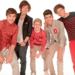 4-One-Direction-Up-All-Night-400x300.jpg