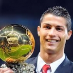 Cristiano Ronaldo az aranylabdával.jpg