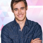 emea_vio_img_char_violetta_disney_channel_leon_1_440x560.jpg