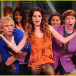 Austin-ally-bad-dancing-viral-videos-10 (1).jpg