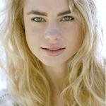 lucy-fry-071714056325784471.jpg