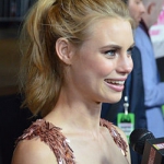250px-Lucy_Fry_2014.jpg