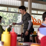 Gilmore-Girls-3x20-Stills-milo-ventimiglia-14977718-1600-1067.jpg