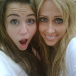 Miley_Tish_Cyrus_Revlon_Run_Walk.jpg