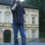 2004.