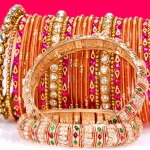 gold-bracelets-bangles-8372010.jpg